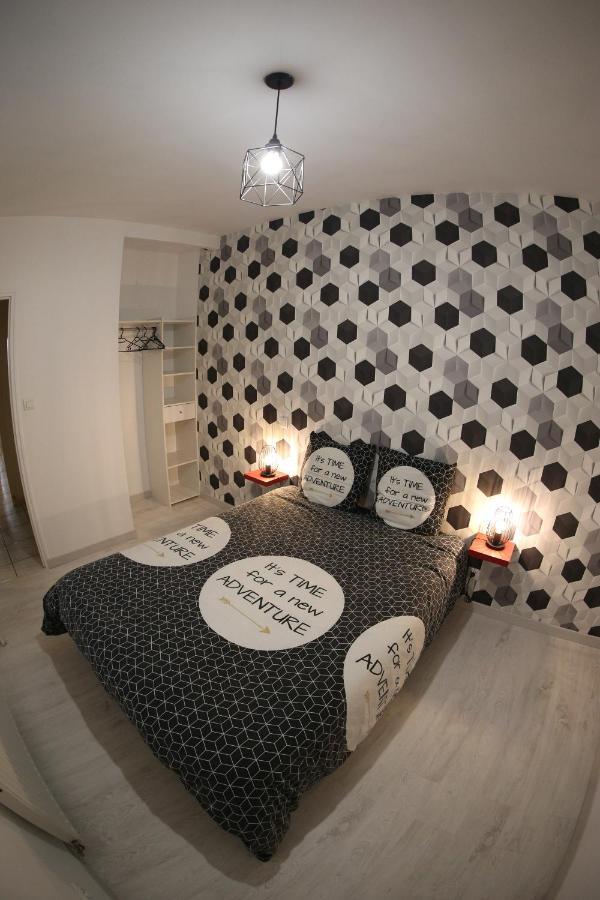 Sympathique Logement En Centre Ville Verdun-sur-Meuse Bagian luar foto